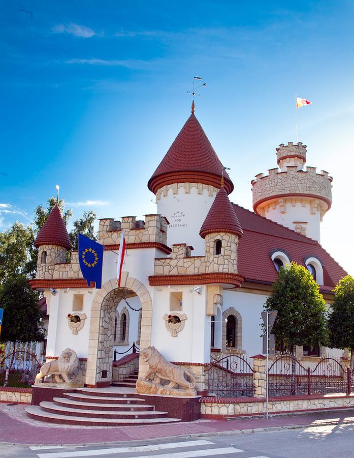 Homestay Zamek Pod Brzozami, Wynajem Pokoi *