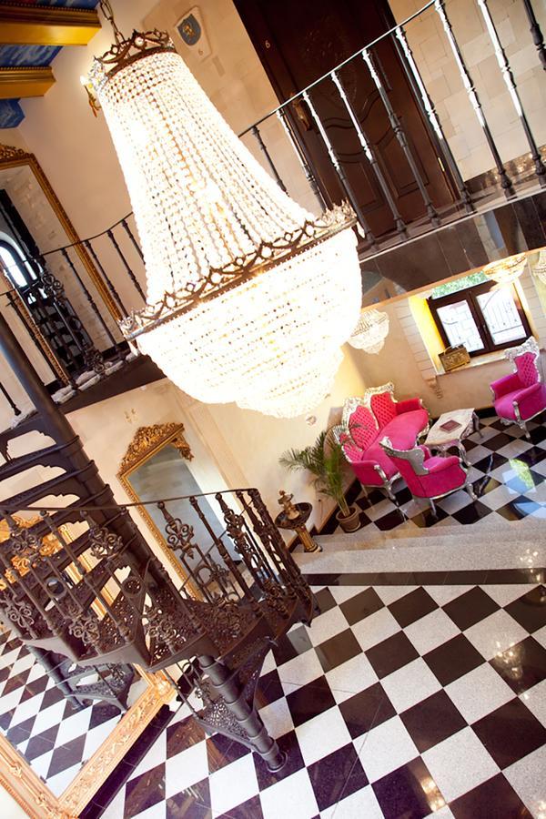 Homestay Zamek Pod Brzozami, Wynajem Pokoi *